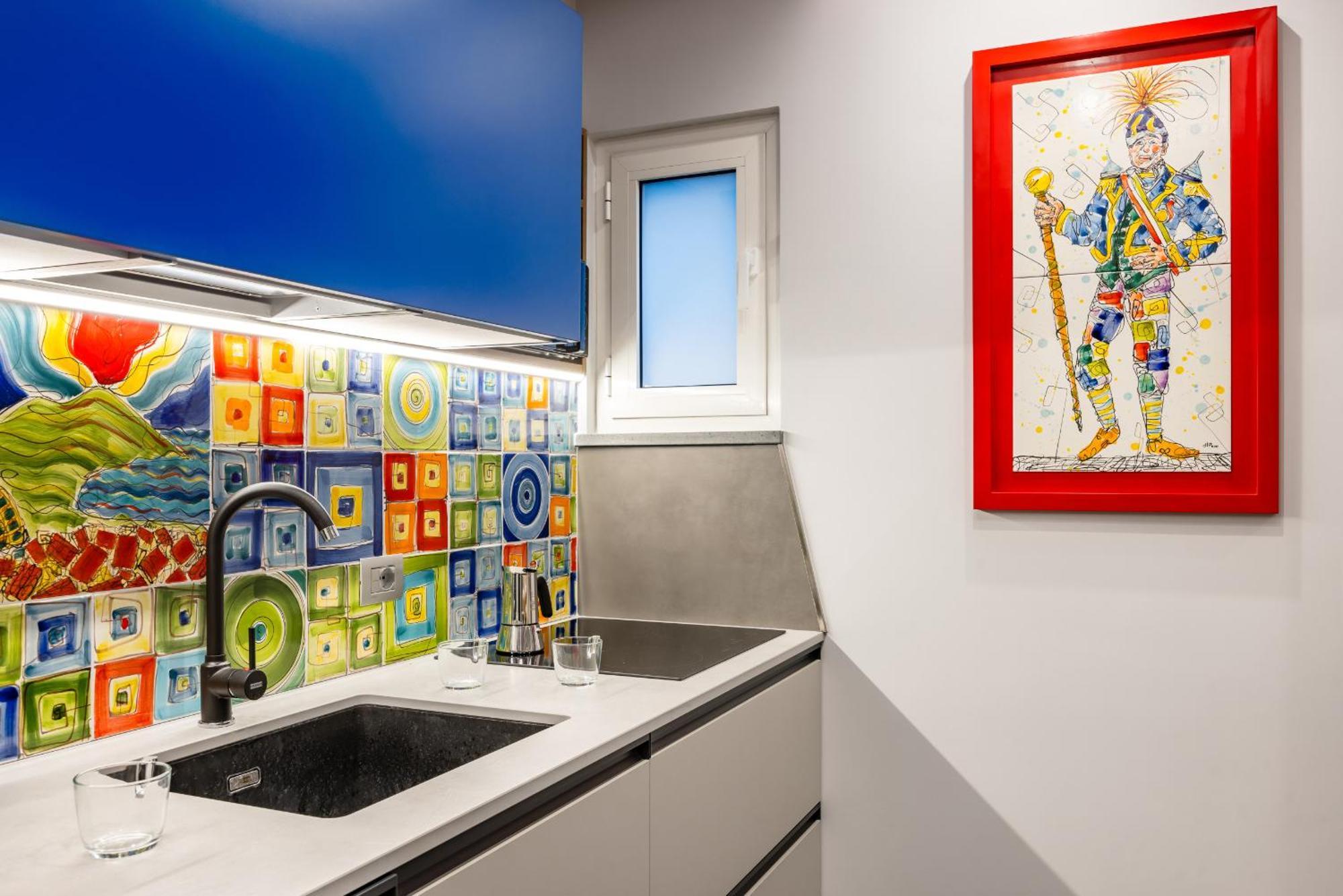 Pop House In The Heart Of Sanita By Wonderful Italy *